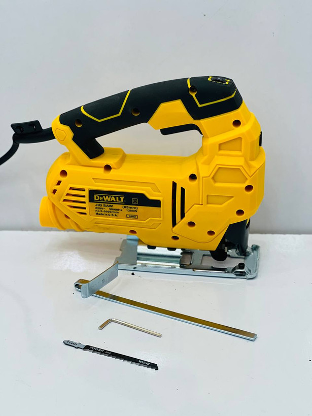 عمود بر دیوالتDEWALT JIG SAW 1180W(مدل 7002)
